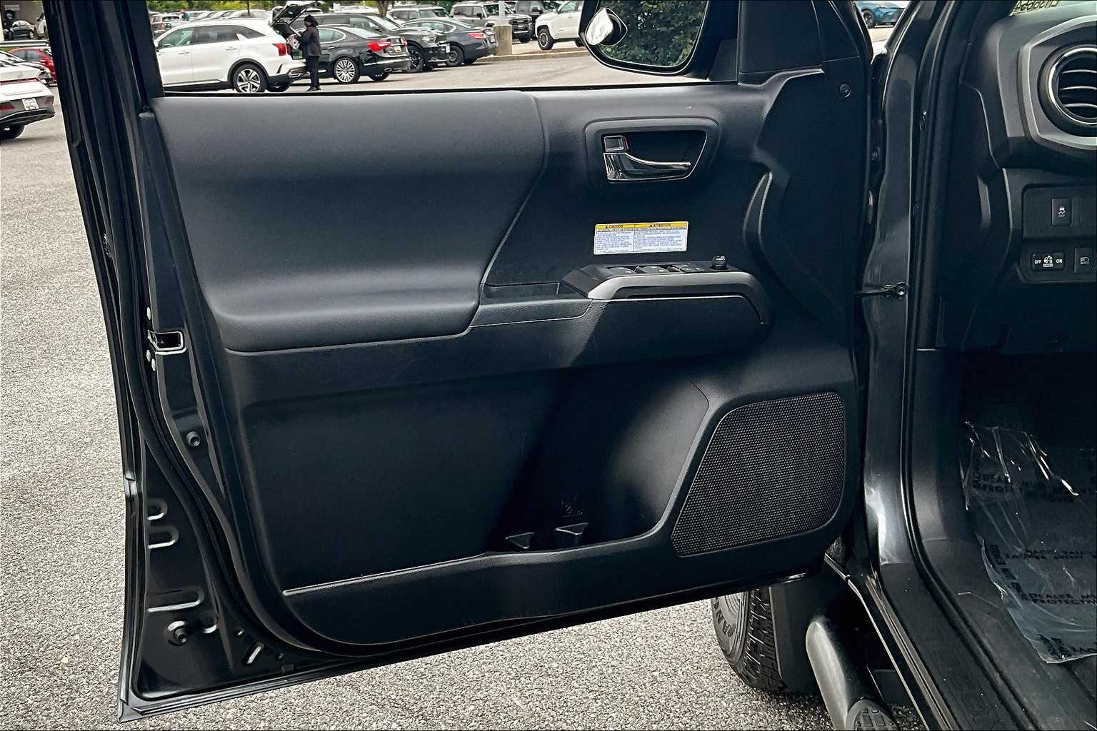 2020 Toyota Tacoma TRD 4x4 Double Cab V6 photo 19