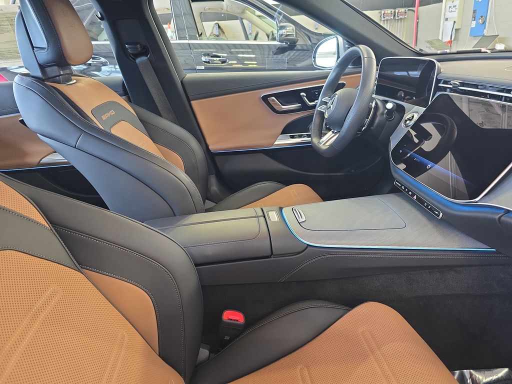 2025 Mercedes Benz E AMG 4MATIC photo 10