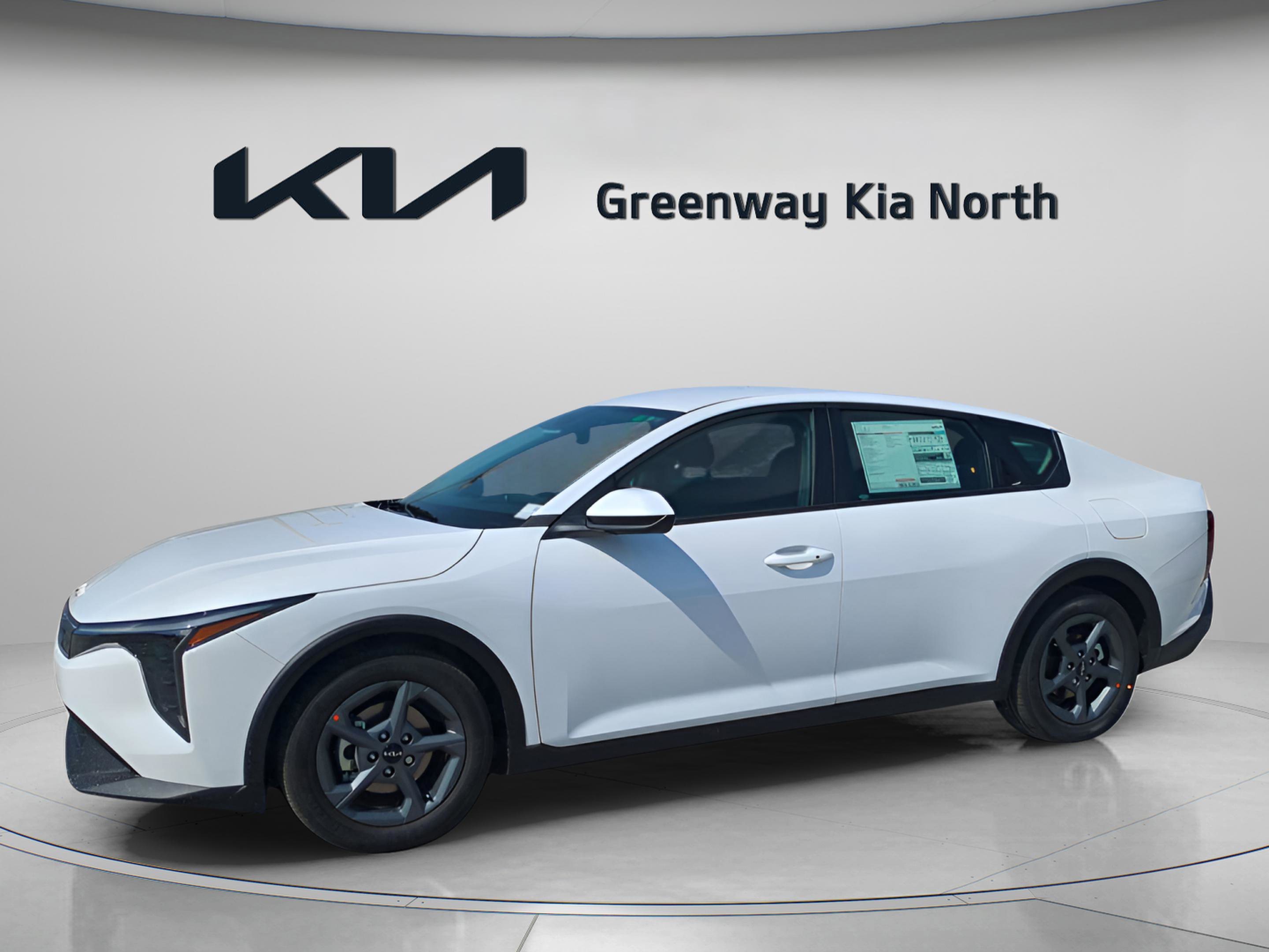 2025 Kia K4 LXS photo 3