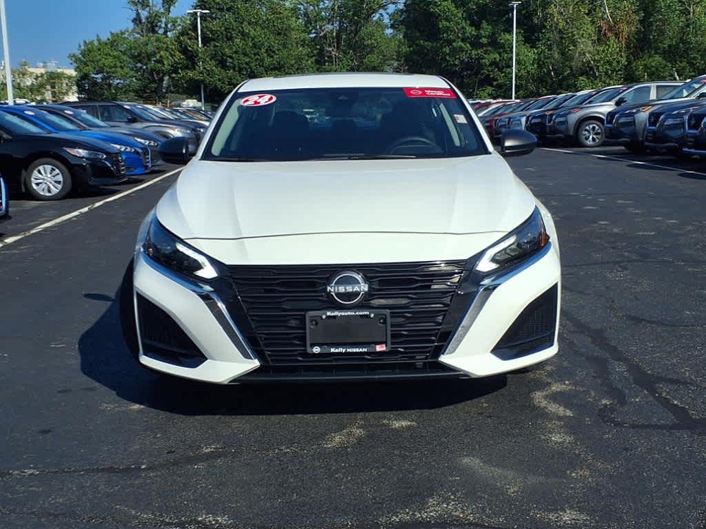 2024 Nissan Altima 2.5 S photo 2