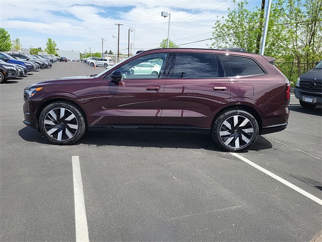 2025 Volvo EX90 Ultra photo 2