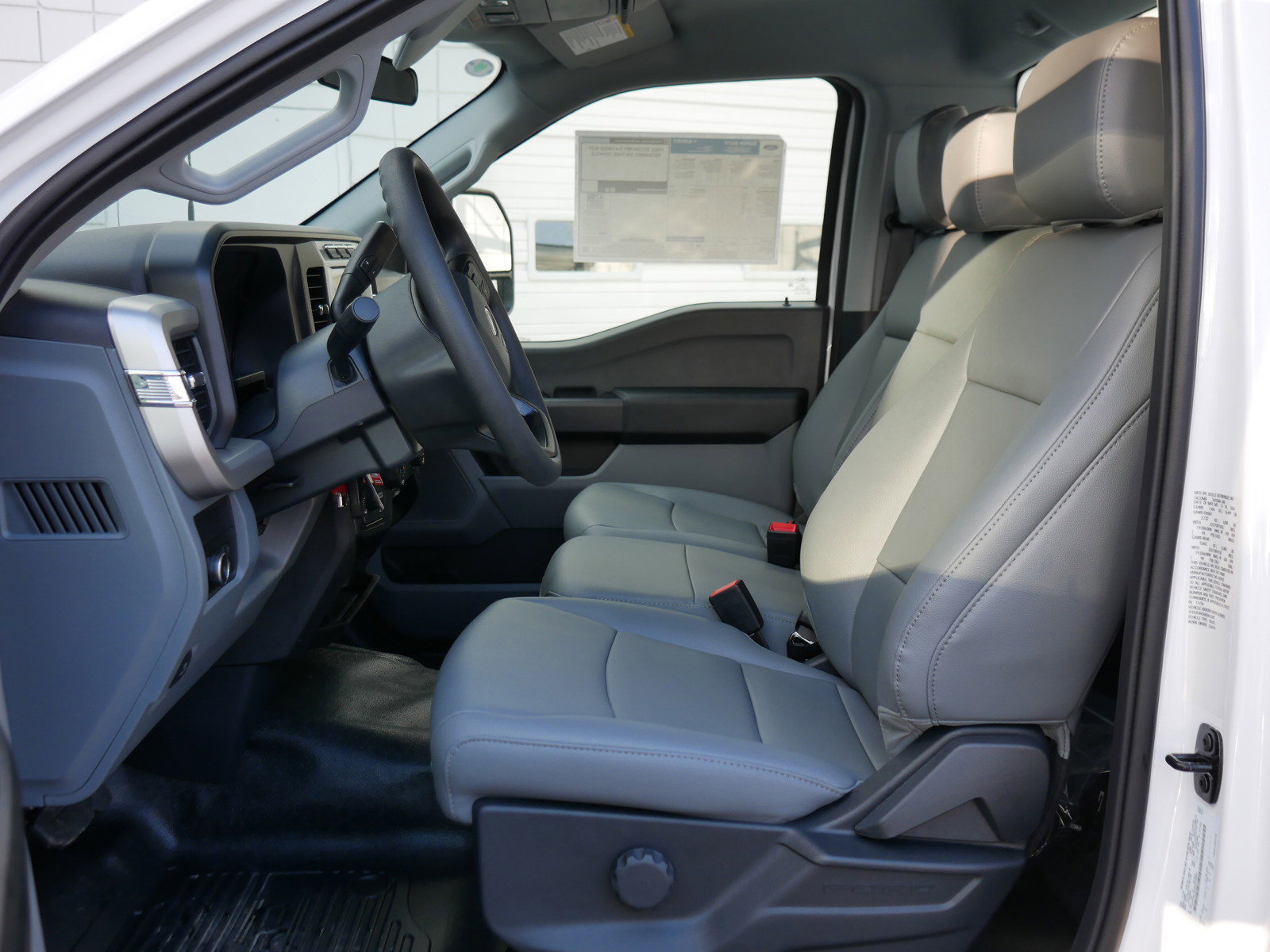 2024 Ford F-450 XL photo 3