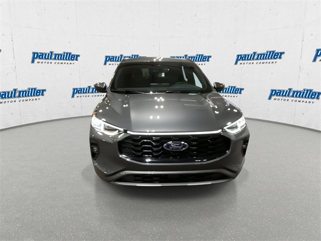 2026 Ford Escape ST-Line Elite photo 3