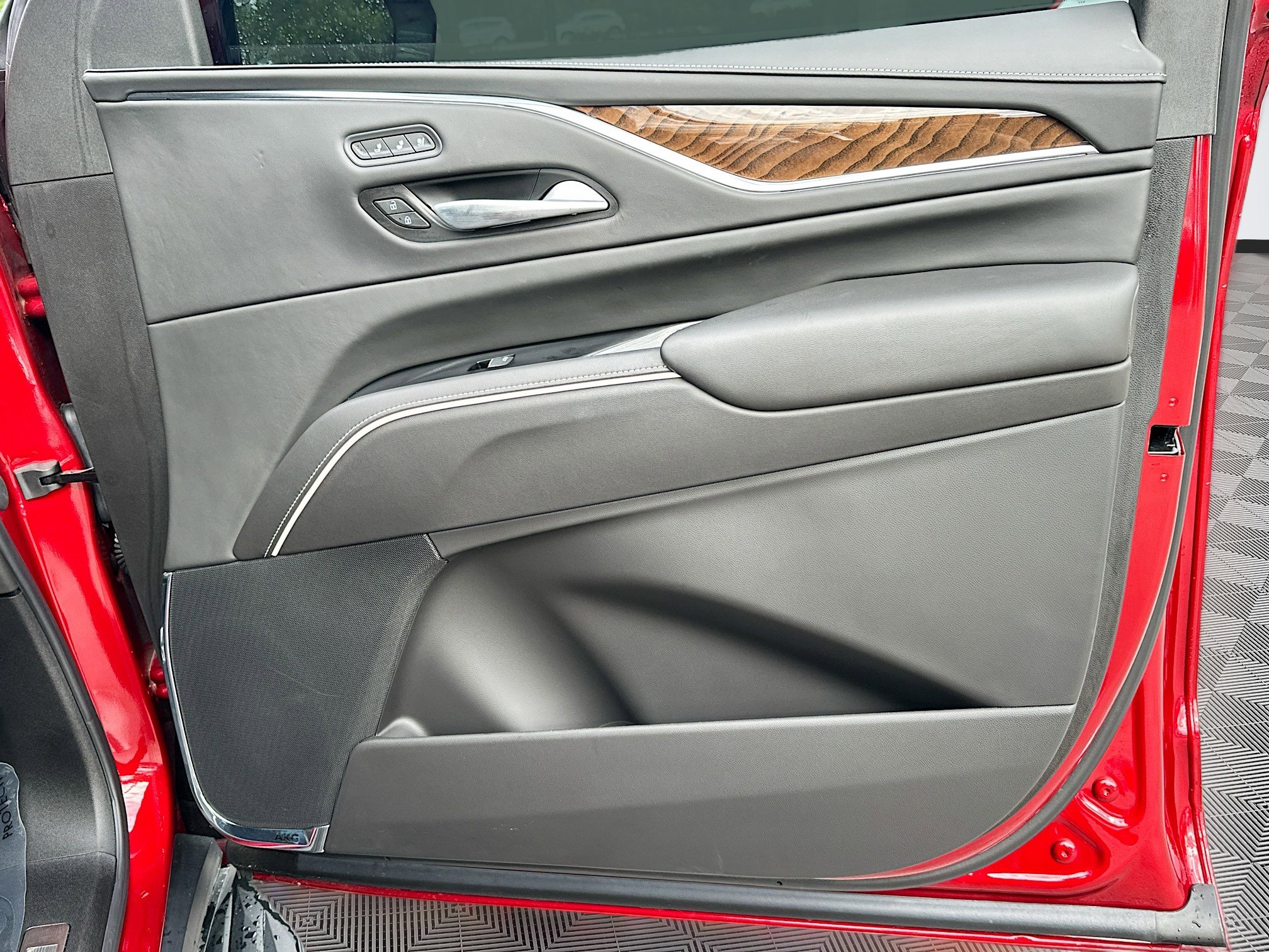 2023 Cadillac Escalade Sport Platinum photo 35