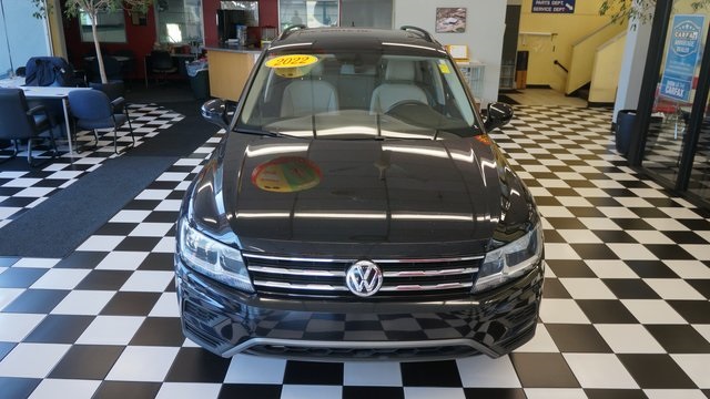 Used 2020 Volkswagen Tiguan SE with VIN 3VV2B7AX0LM053128 for sale in Meriden, CT