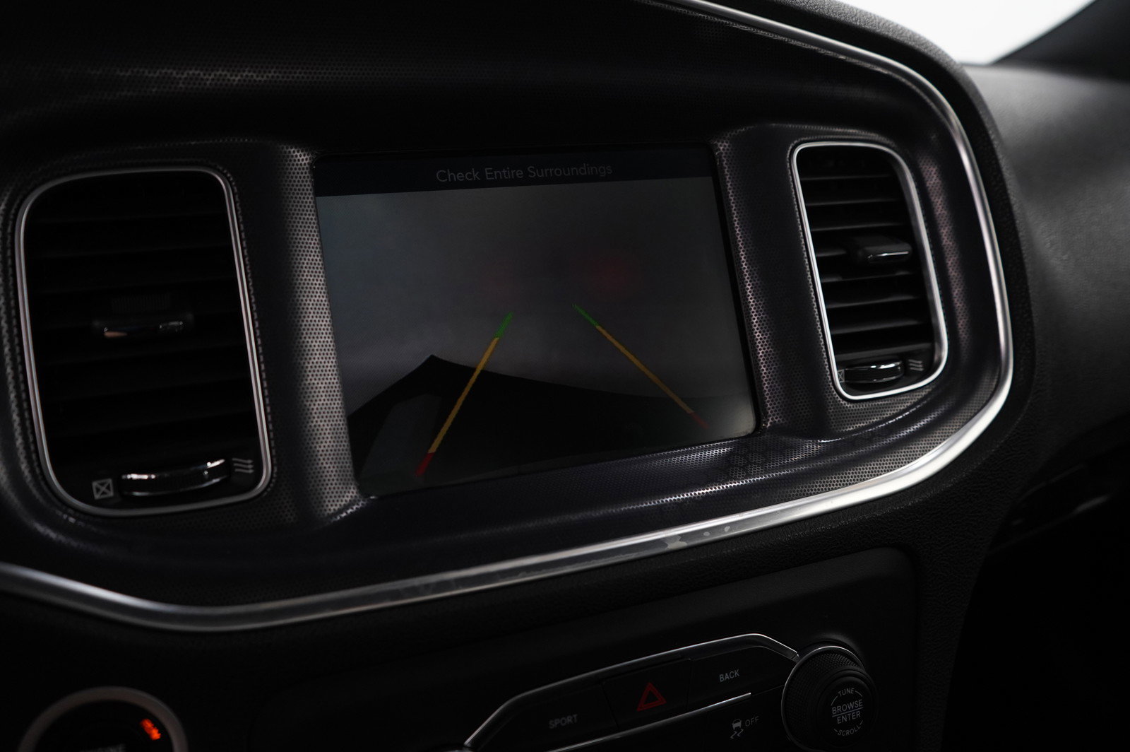 2016 Dodge Charger SXT photo 23