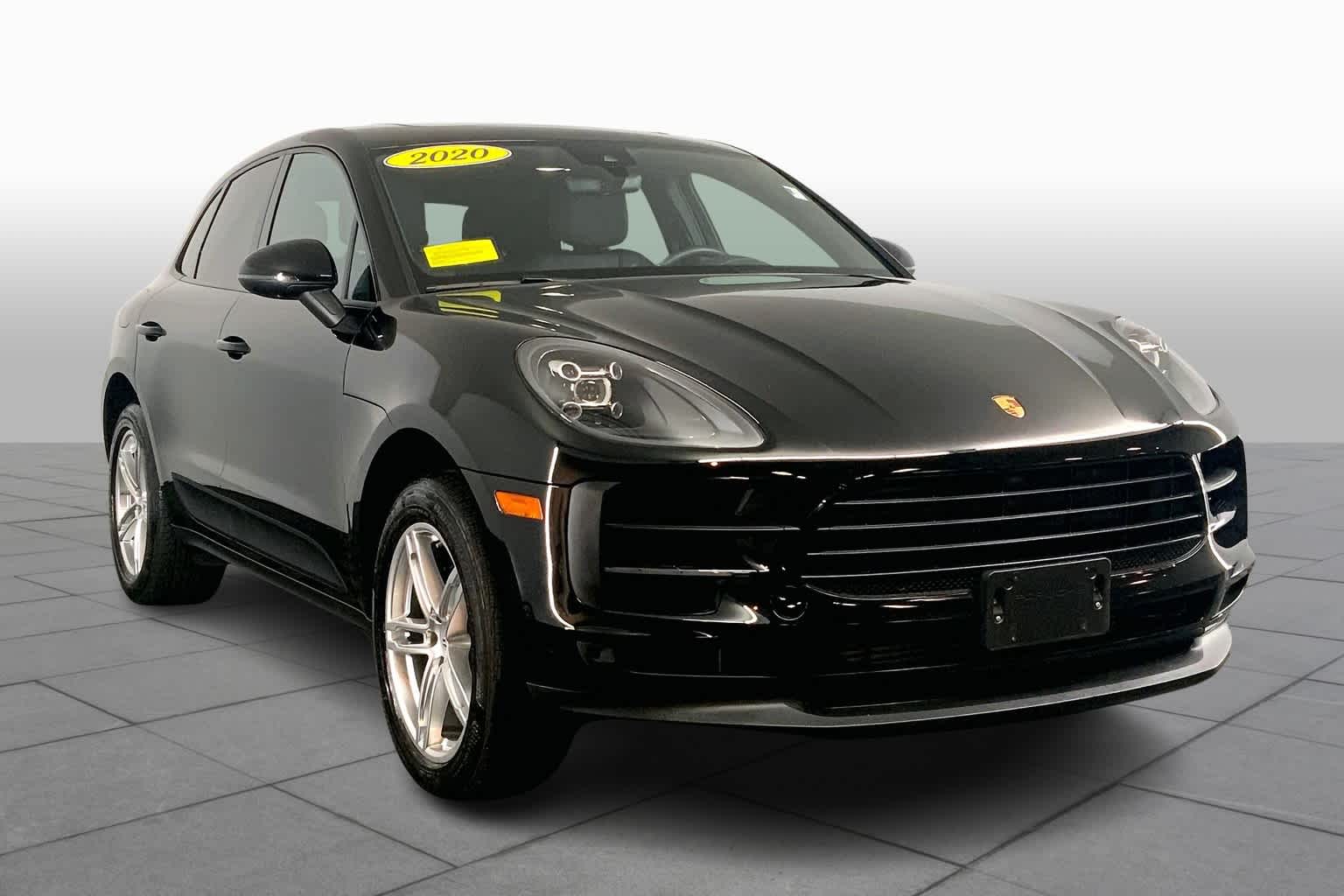 2020 Porsche Macan photo 2