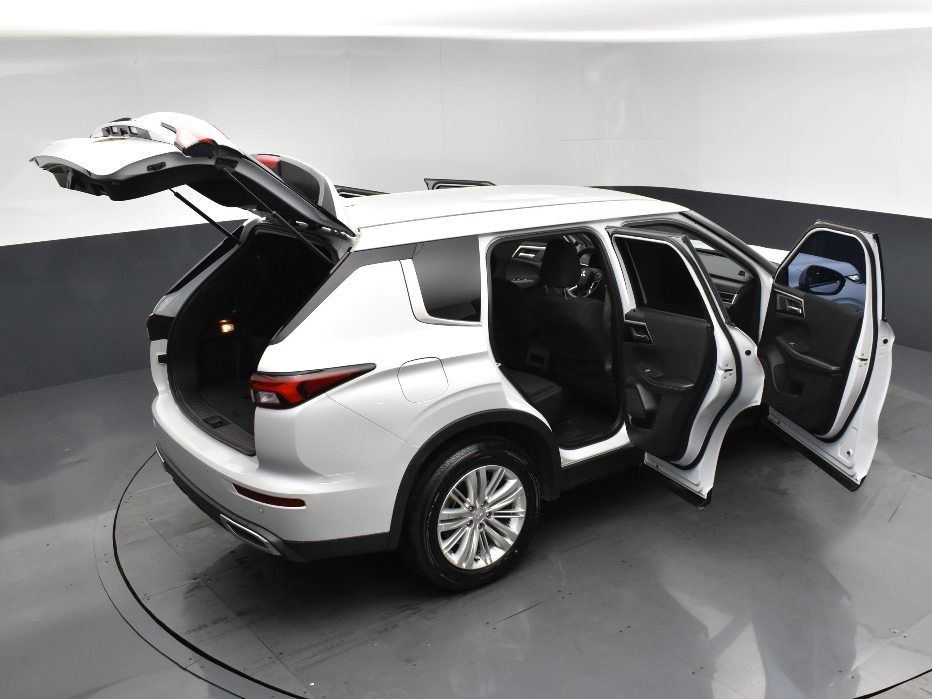 2022 Mitsubishi Outlander ES S-AWC photo 27