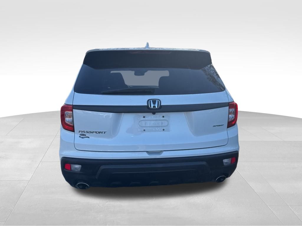 2021 Honda Passport Sport photo 4