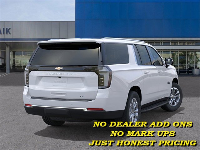 2025 Chevrolet Suburban LT photo 3