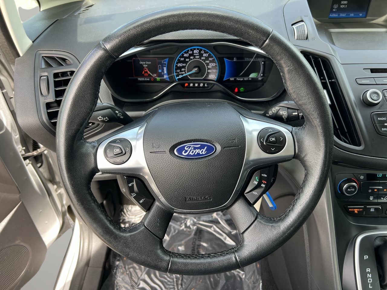2017 Ford C-Max Hybrid SE photo 26