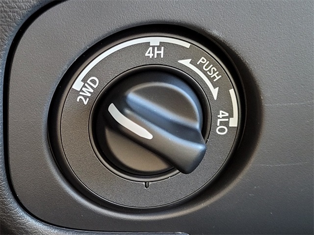 2026 Nissan Frontier S photo 15