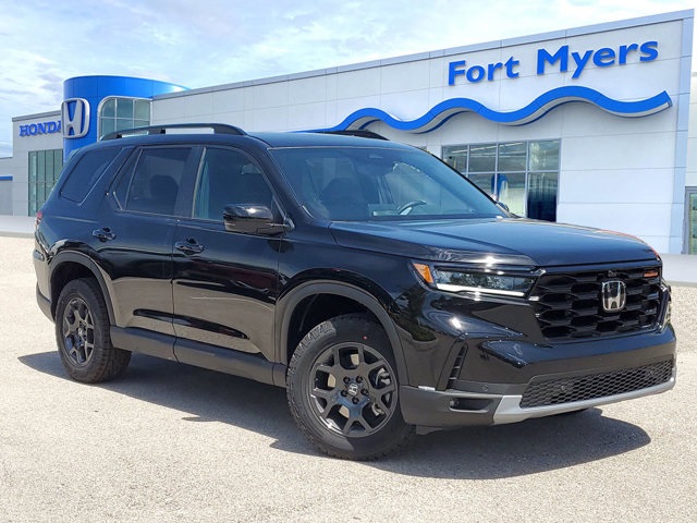 2025 Honda Pilot TrailSport's photo