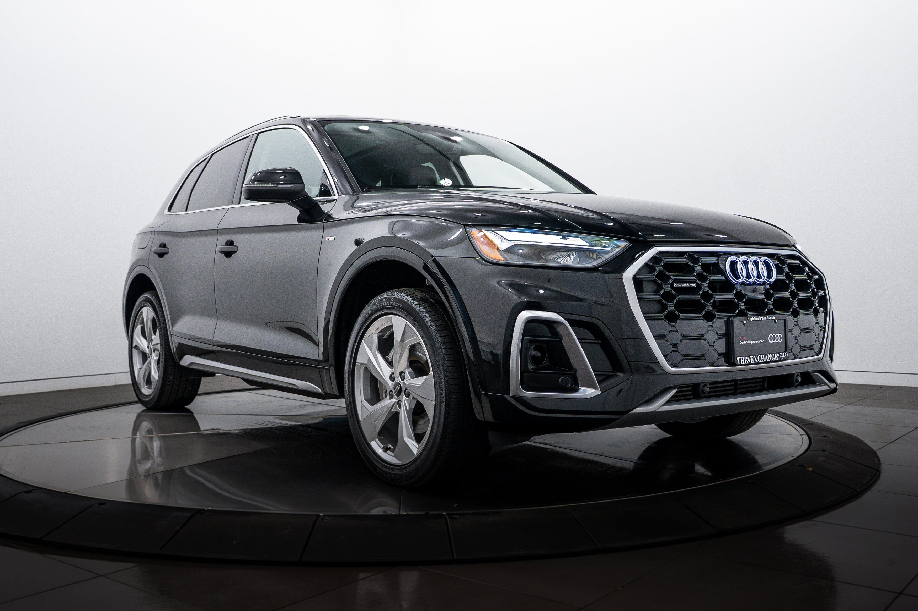 2023 Audi Q5 Premium Plus's photo