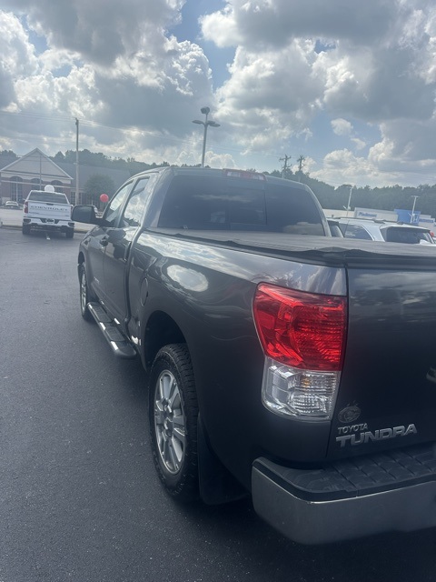 2011 Toyota Tundra SR5 photo 4