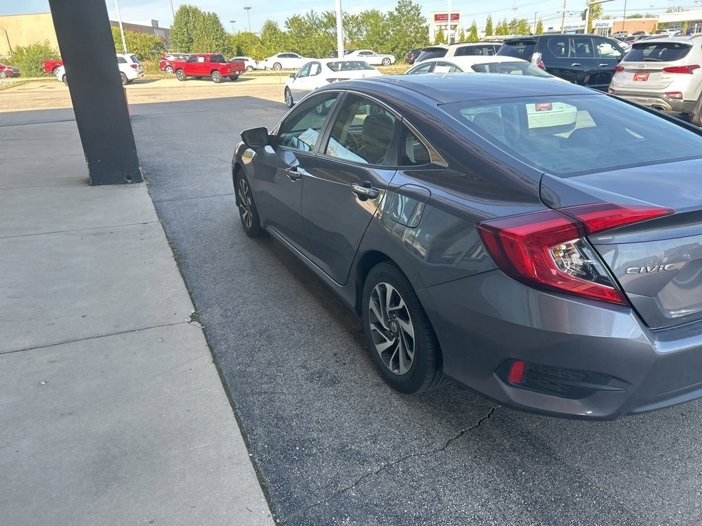 2016 Honda Civic EX photo 4
