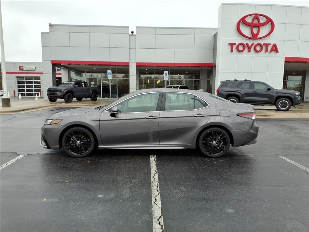 2023 Toyota Camry XSE photo 2
