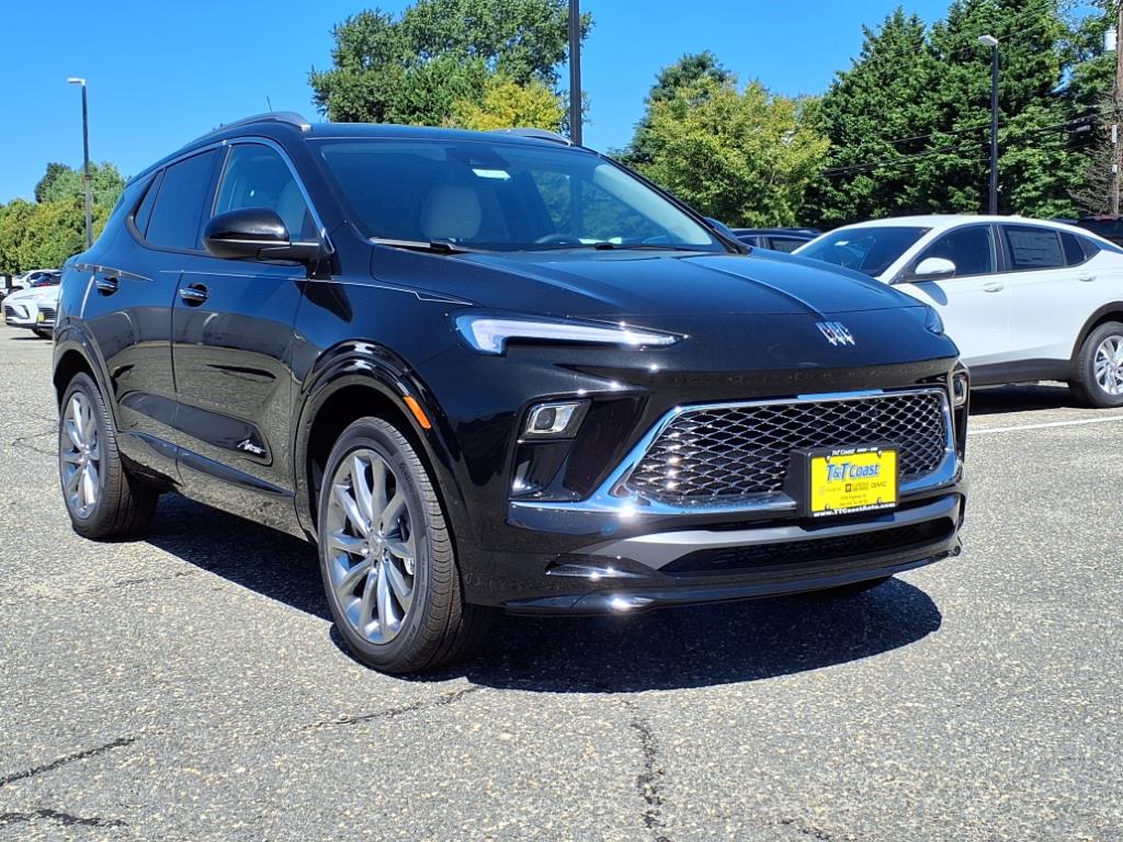 2026 Buick Encore Avenir photo 3