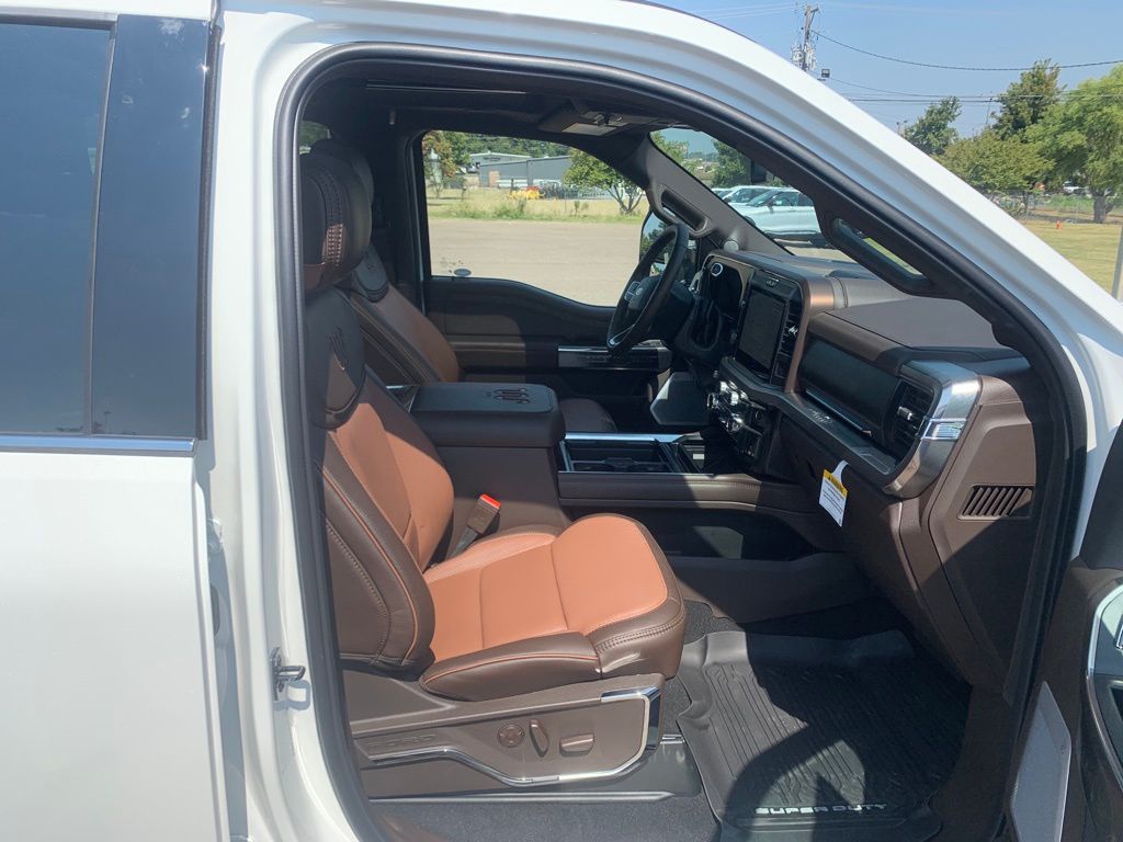2026 Ford F-250 photo 26