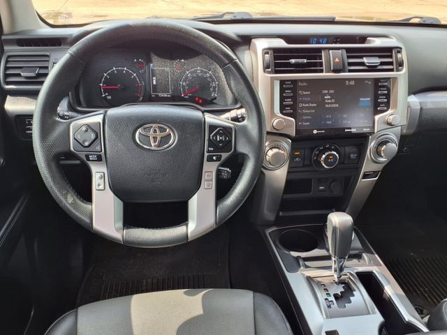 2021 Toyota 4Runner SR5 Premium photo 17