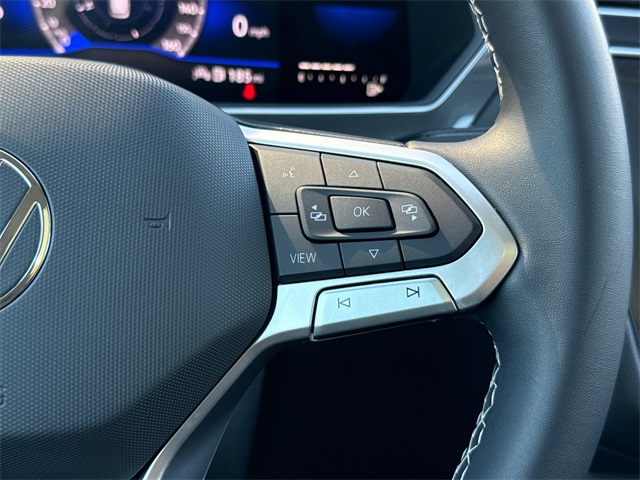 2023 Volkswagen Tiguan SE photo 28