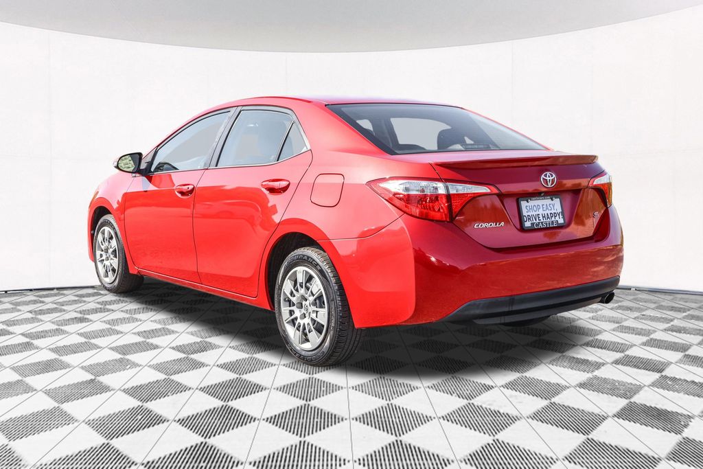 2015 Toyota Corolla L photo 11