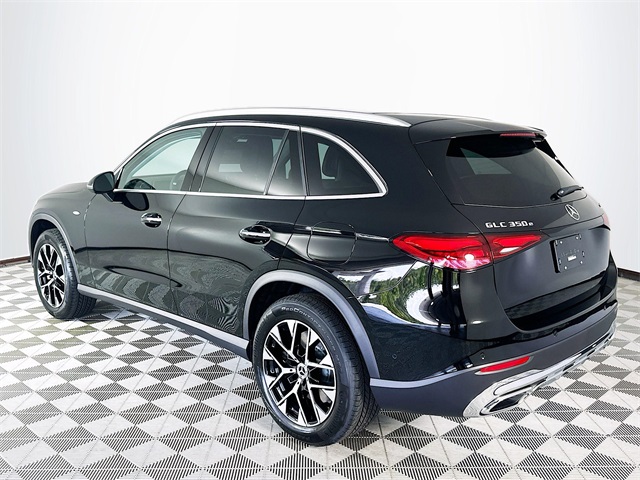 2025 Mercedes Benz GLC 350e 4MATIC photo 5