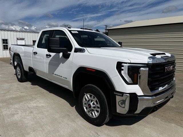 2026 GMC Sierra 2500HD Pro's photo