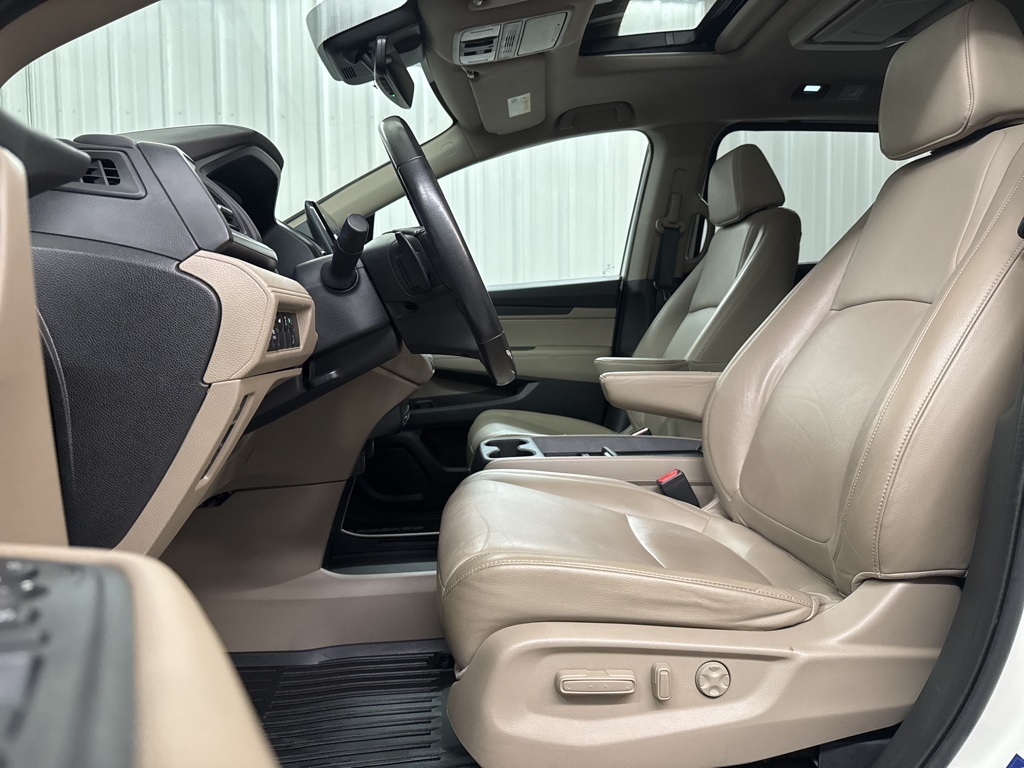 2019 Honda Odyssey EX-L photo 12