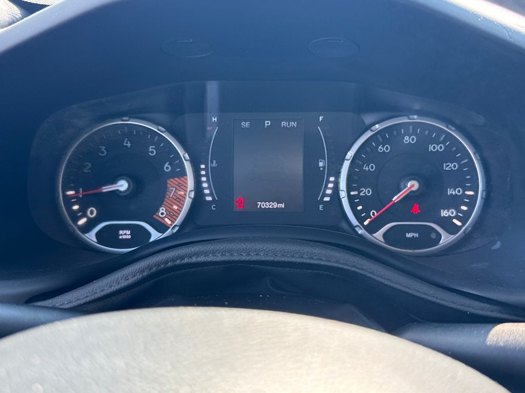2019 Jeep Renegade Latitude photo 24