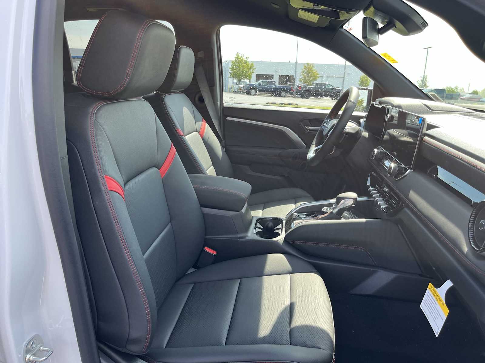 2025 Chevrolet Colorado Z71 photo 24