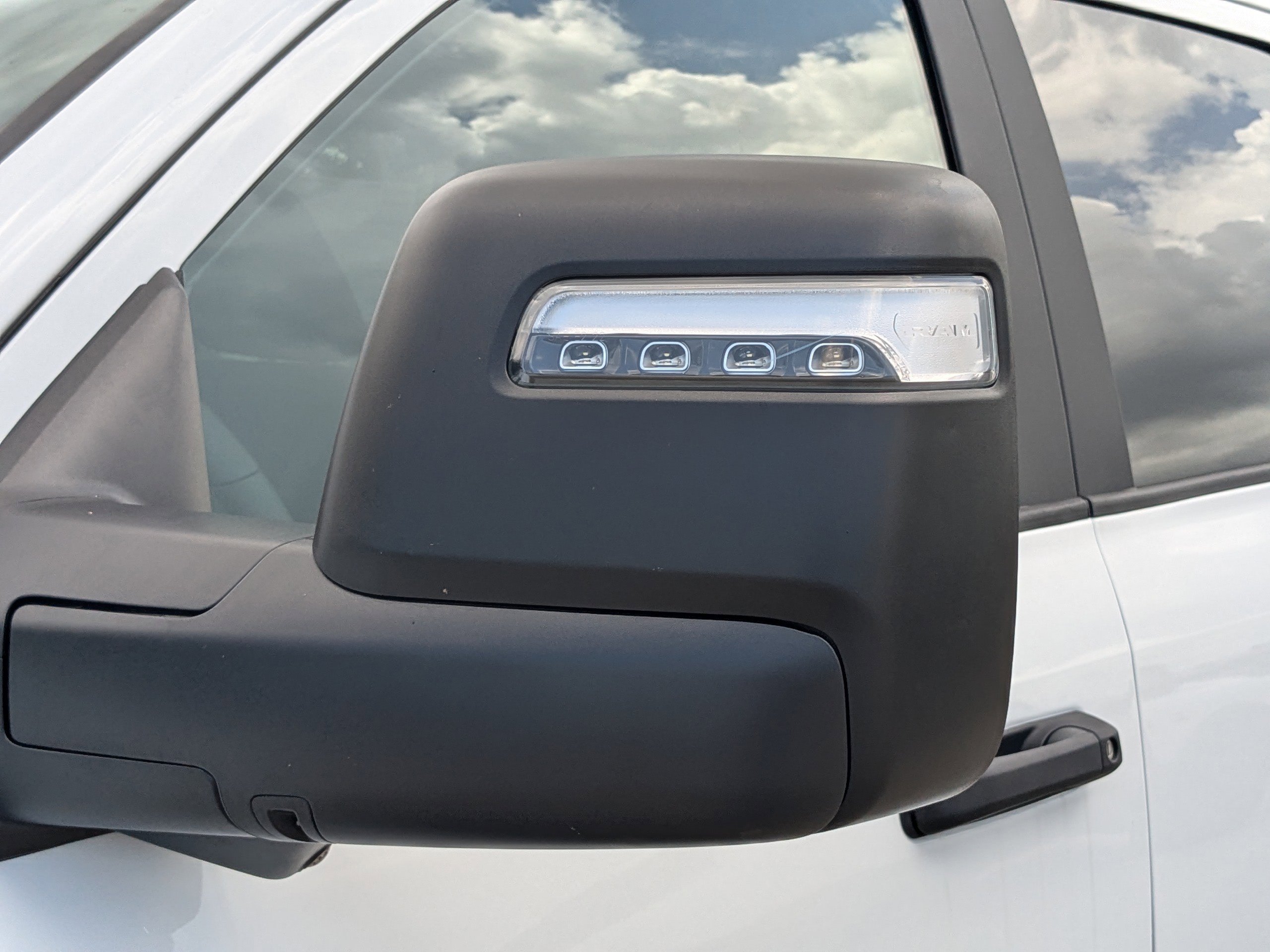 2025 Ram 2500 Big Horn photo 12