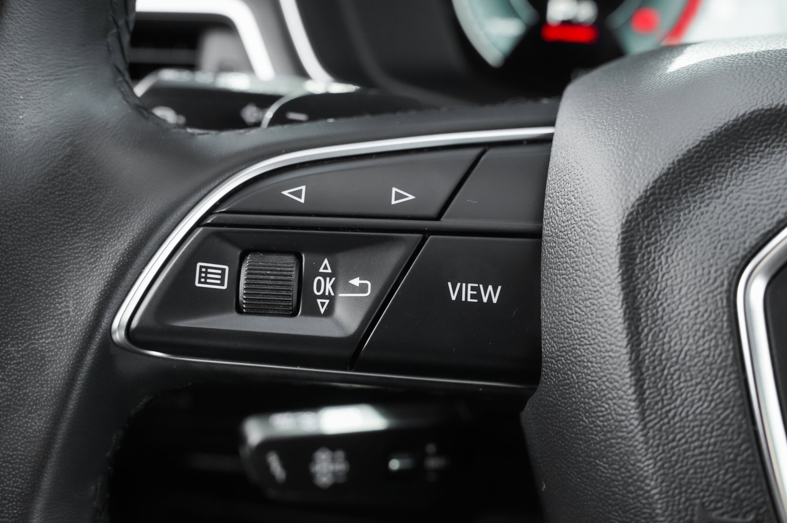 2022 Audi A4 Allroad Quattro Premium Plus photo 16