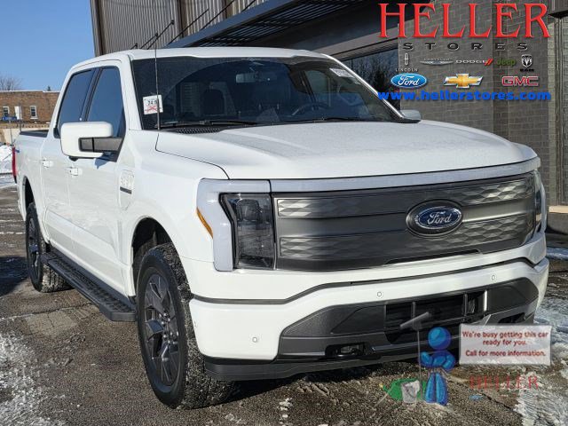 2023 Ford F-150 Lightning Lariat's photo