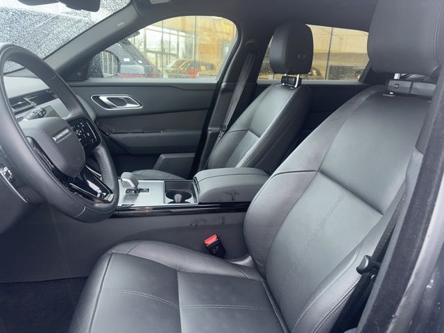 2025 Land Rover Range Rover Velar SE photo 3