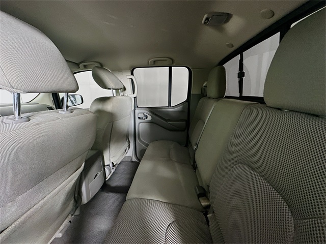 2020 Nissan Frontier SV photo 17