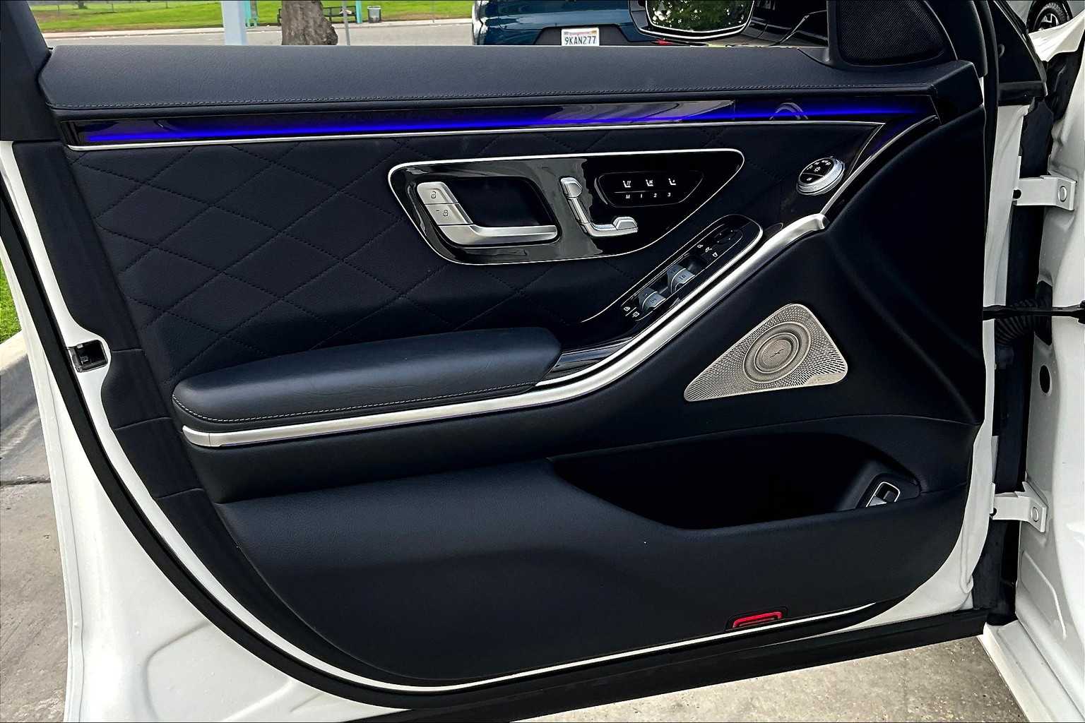 2022 Mercedes Benz S 580 4MATIC photo 21