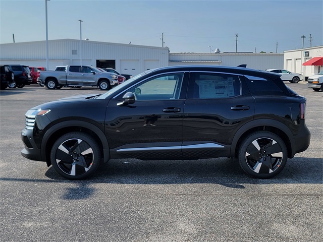 2025 Nissan Kicks SR photo 7