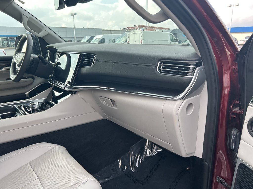 2024 Jeep Wagoneer Base photo 22