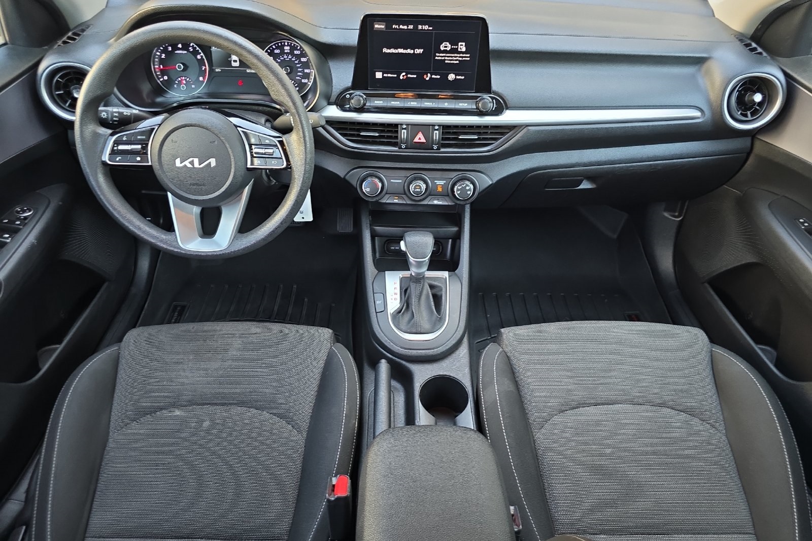 2022 Kia Forte FE LXS photo 13