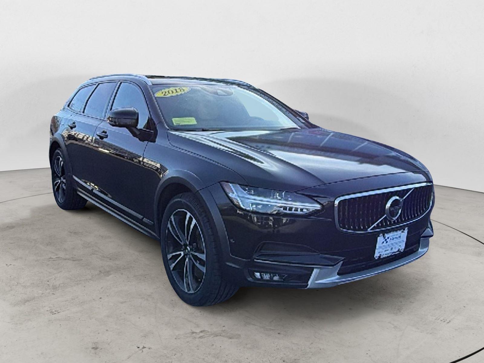 2018 Volvo V90 Cross Country Base's photo