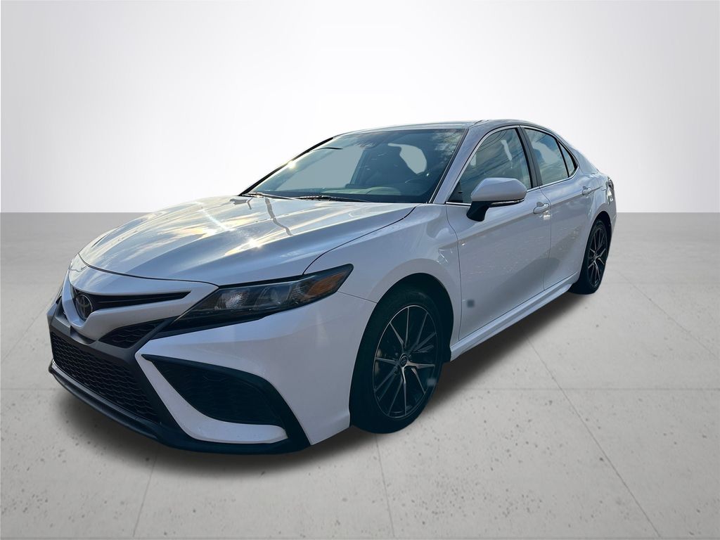 2023 Toyota Camry SE photo 2