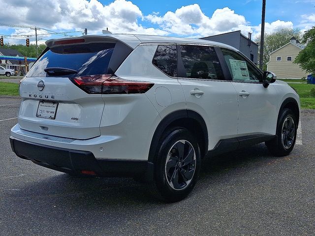 2025 Nissan Rogue SV photo 3