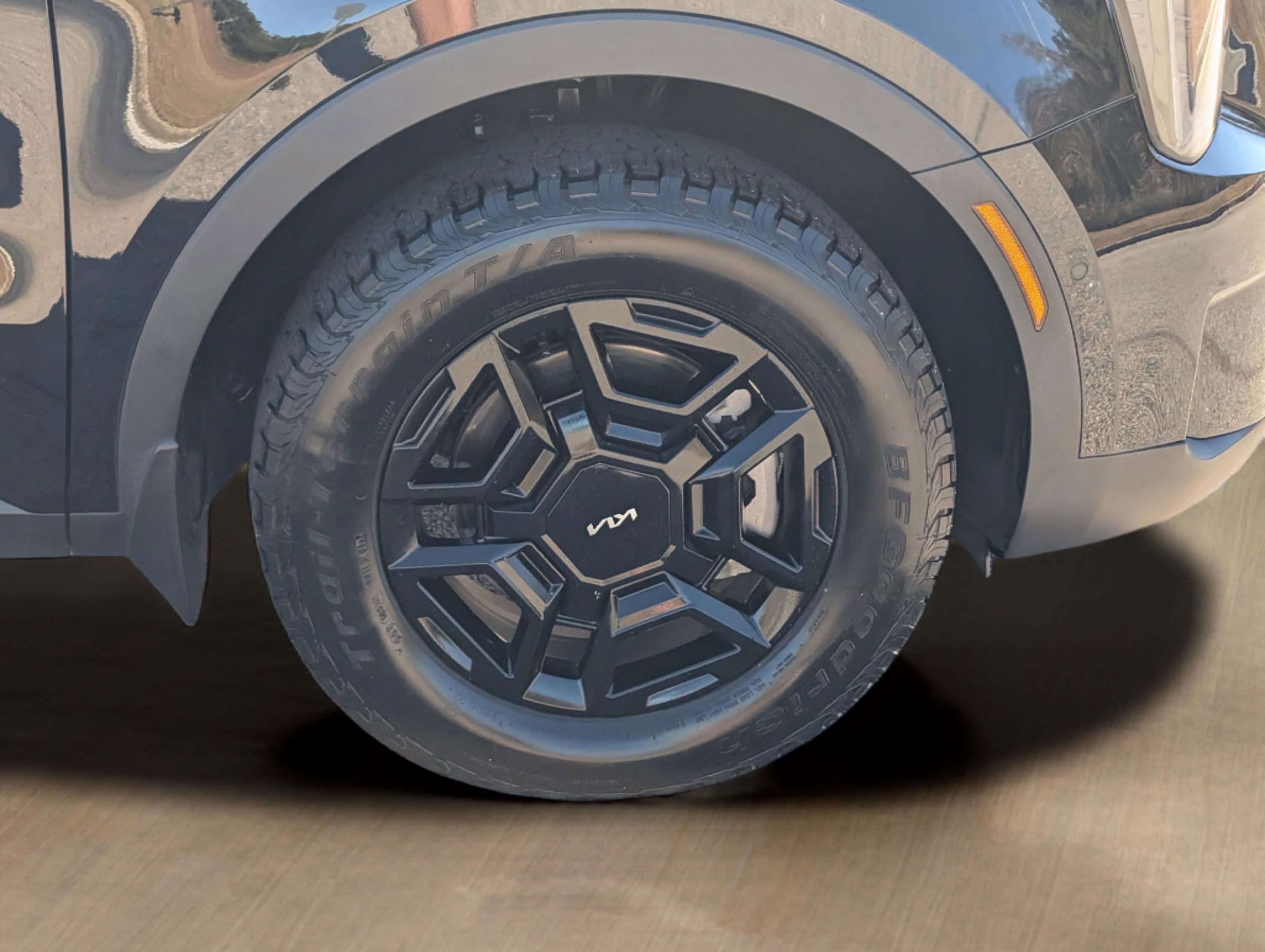 2024 Kia Sorento X-Pro SX Prestige photo 4