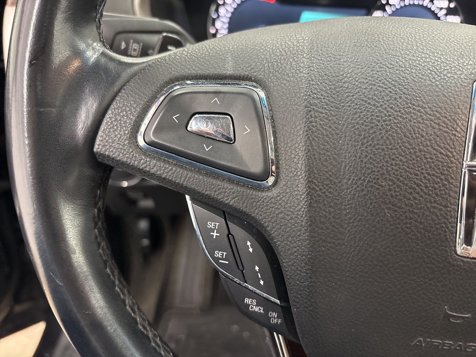 2015 Lincoln MKZ Base photo 9