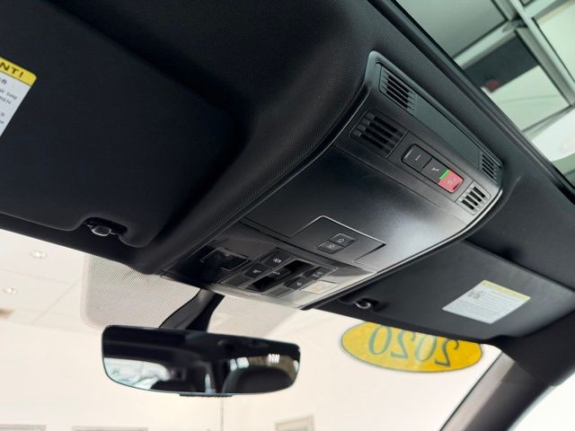 2020 Volkswagen Tiguan SE R-Line Black photo 45