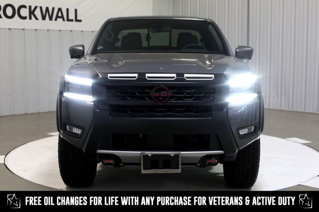 2025 Nissan Frontier PRO-4X photo 3