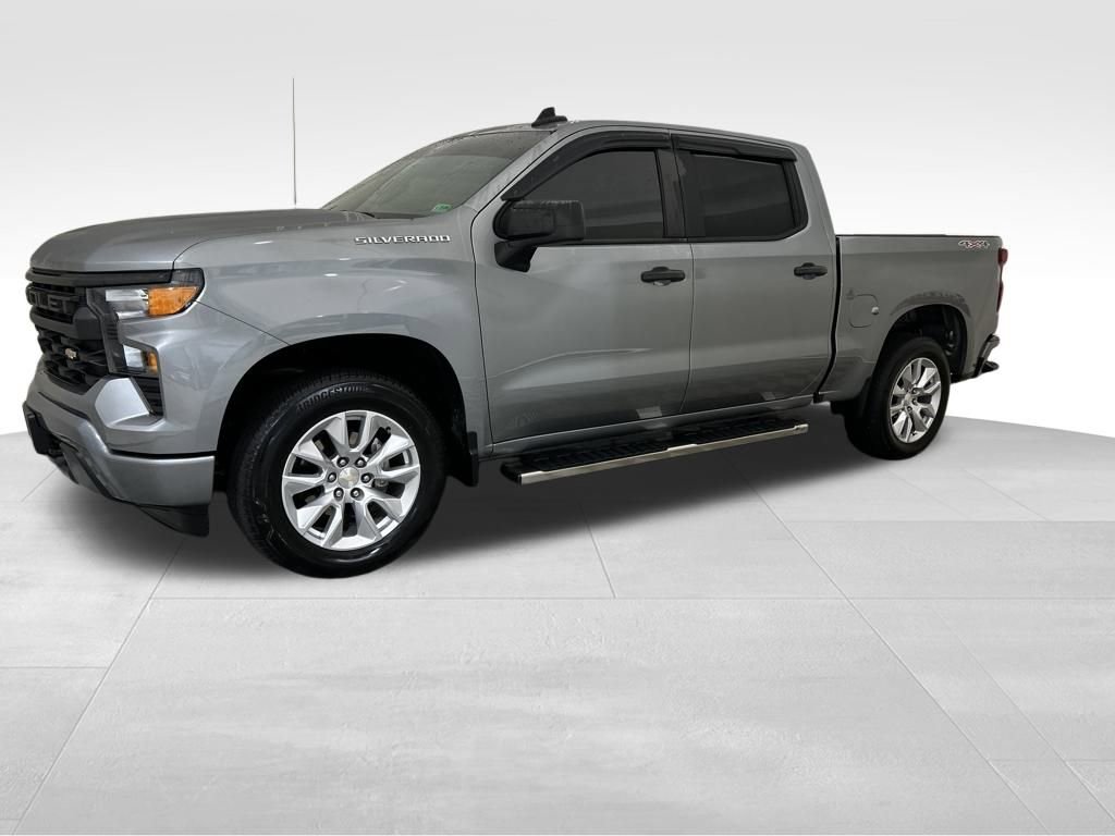 2024 Chevrolet Silverado 1500 Custom photo 13