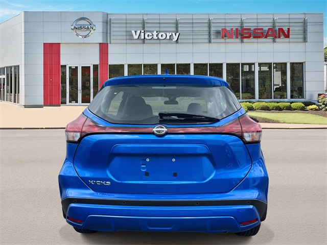 2025 Nissan Kicks Play S photo 4