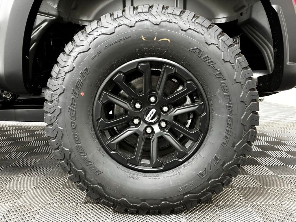 2025 Ford F-150 Raptor photo 26